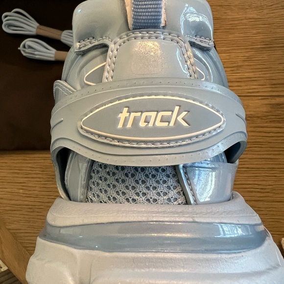New On Box Light Blue Balenciaga Track Sneaker - Picture 14 of 15